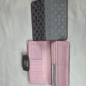 COACH Charcoal Gray And Pink Grey PLEATED Wallet Large